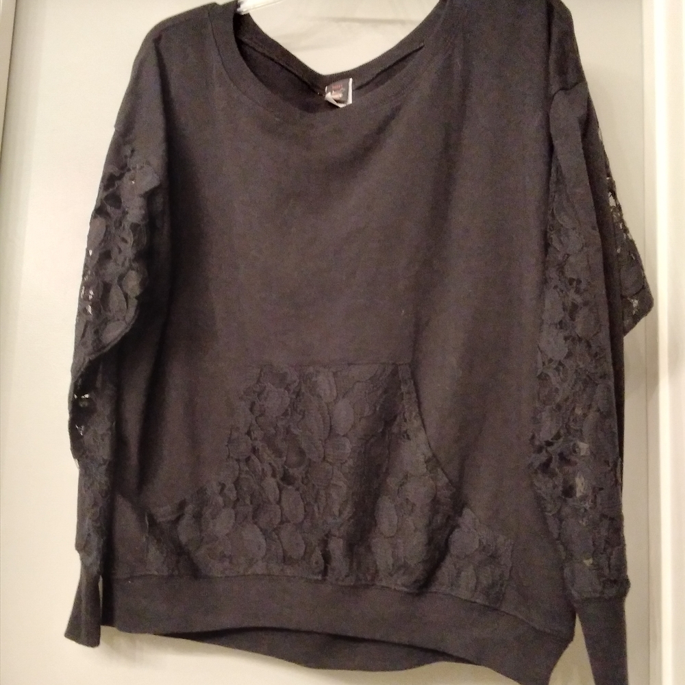 Hot Topic Sweet Love Black Lace Sweatshirt